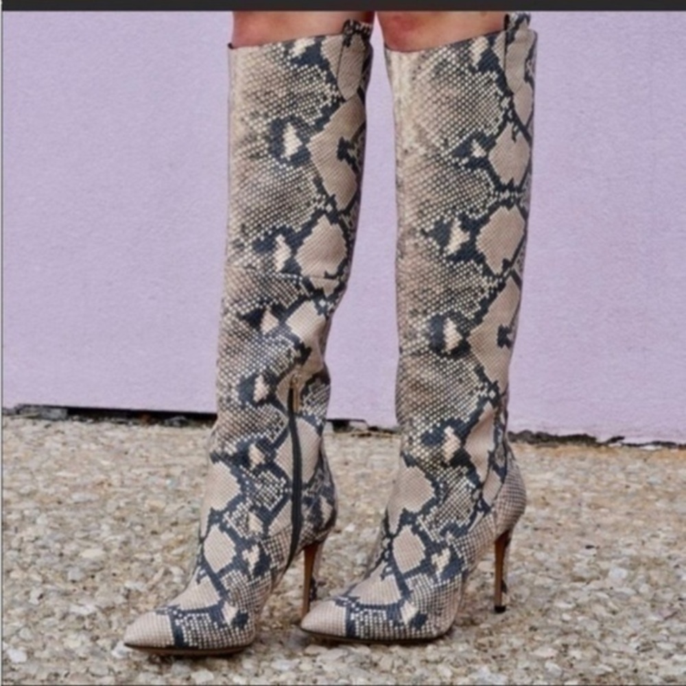 Vince Camuto Kervana Croc Embossed Knee - Picture 2 of 11